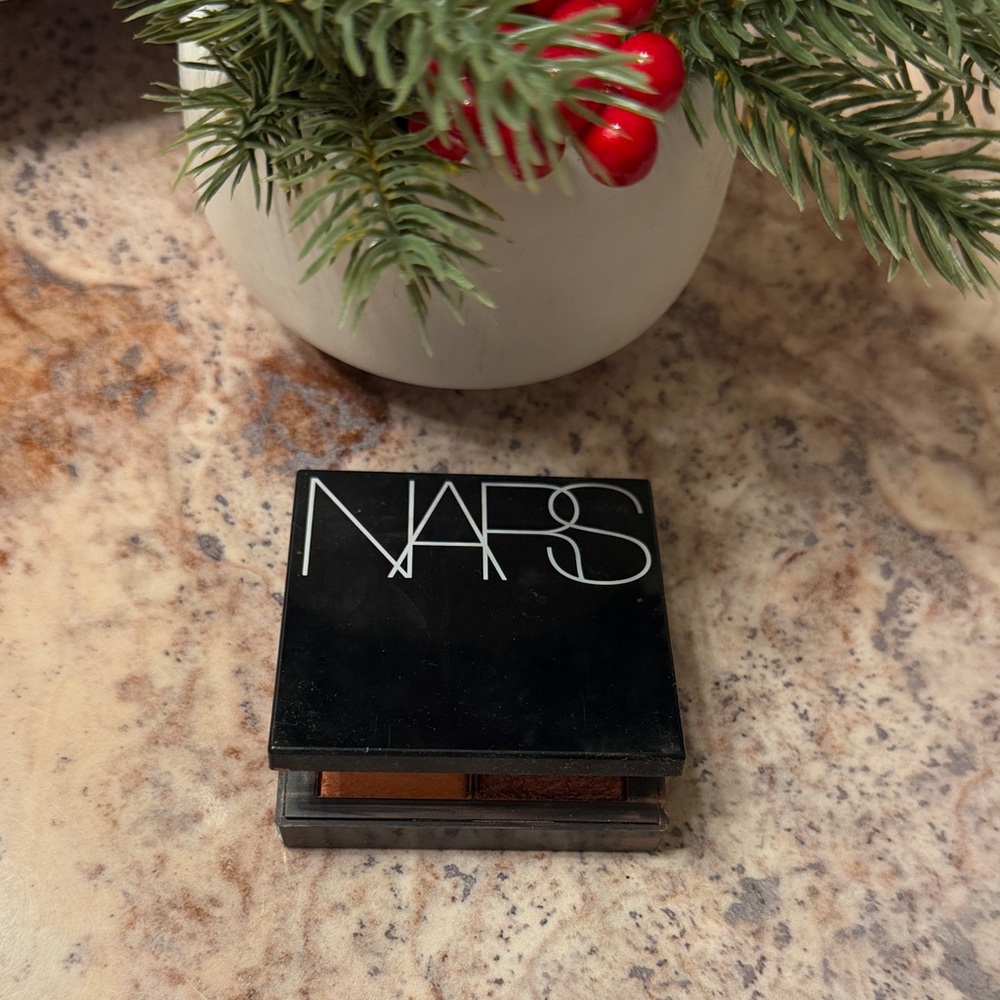 NARS blush, and highlighter Palette